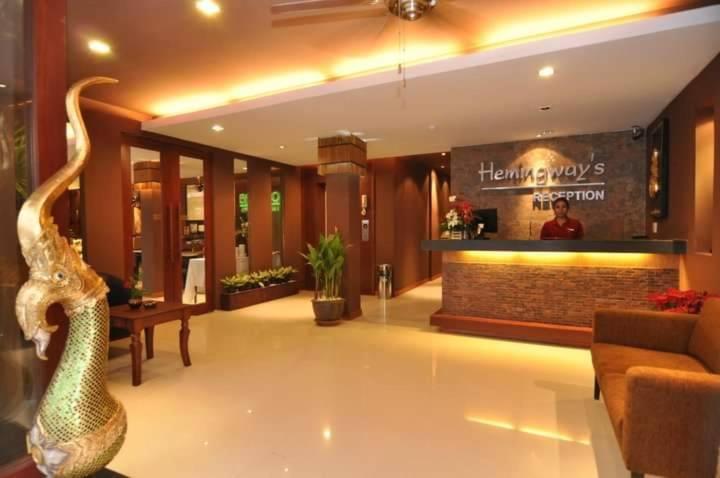 Hemingway'S Hotel Patong Bagian luar foto