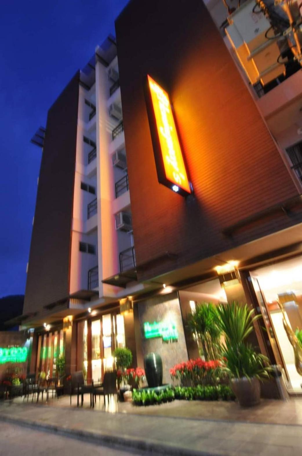 Hemingway'S Hotel Patong Bagian luar foto