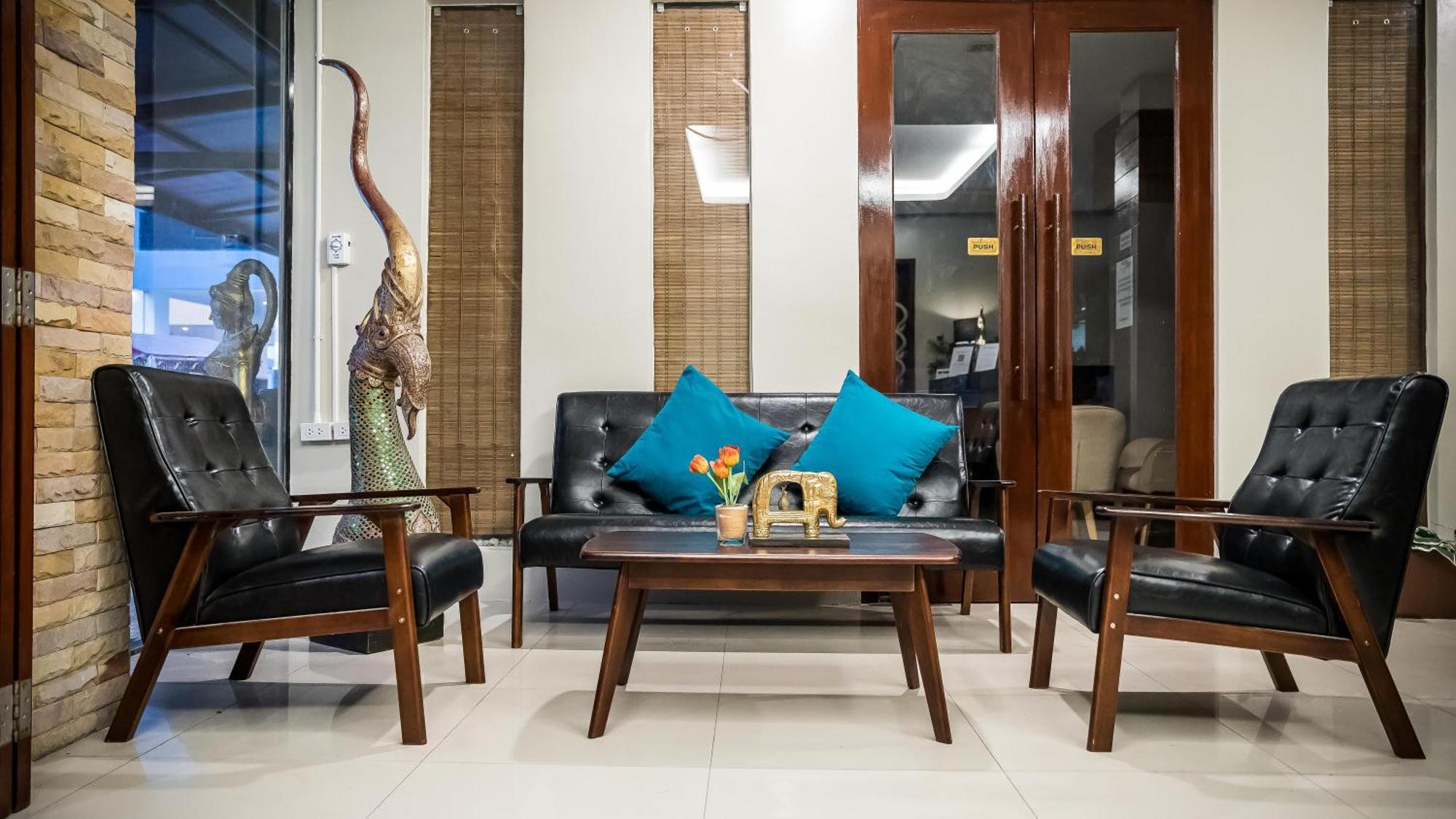 Hemingway'S Hotel Patong Bagian luar foto