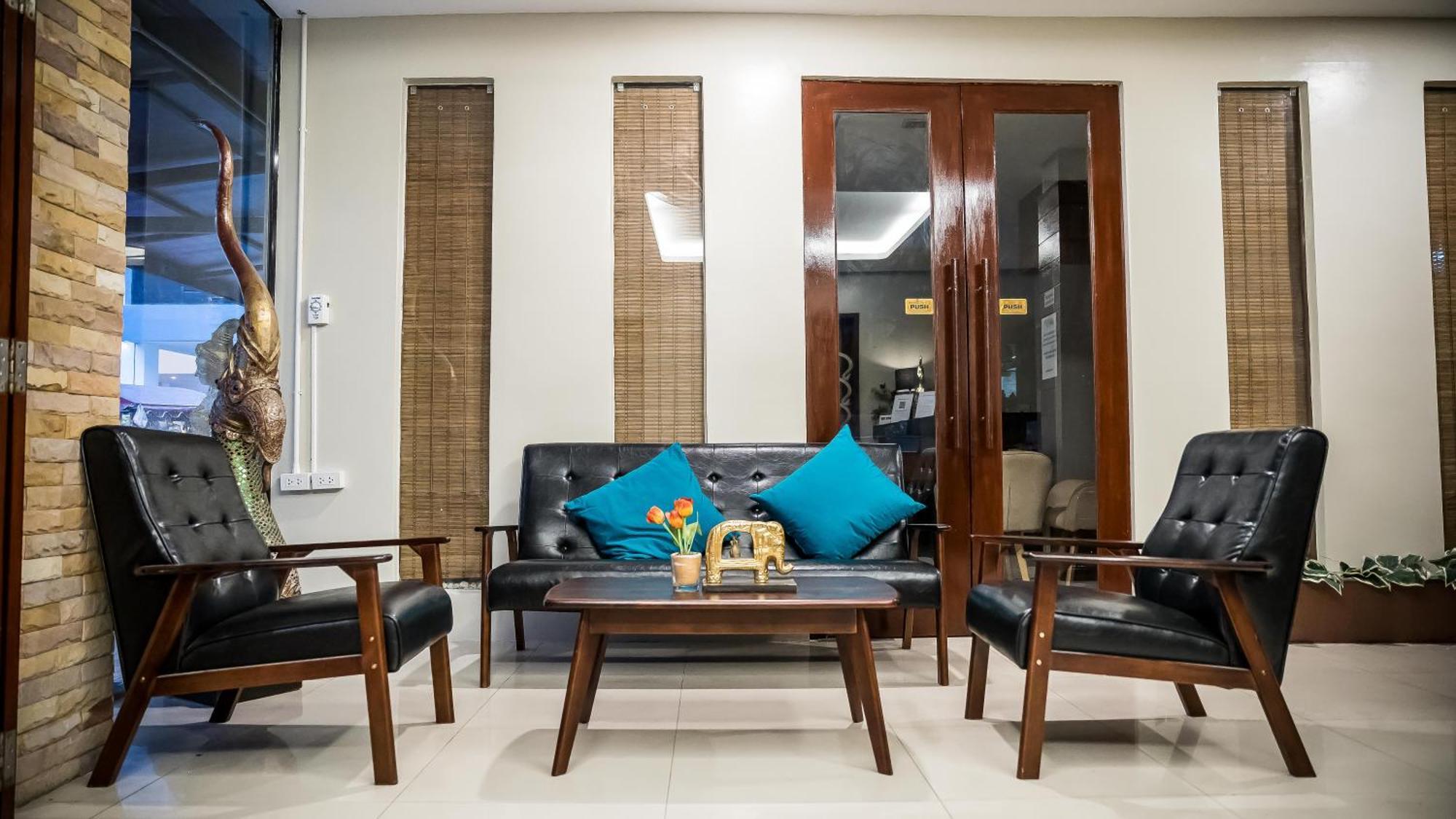 Hemingway'S Hotel Patong Bagian luar foto